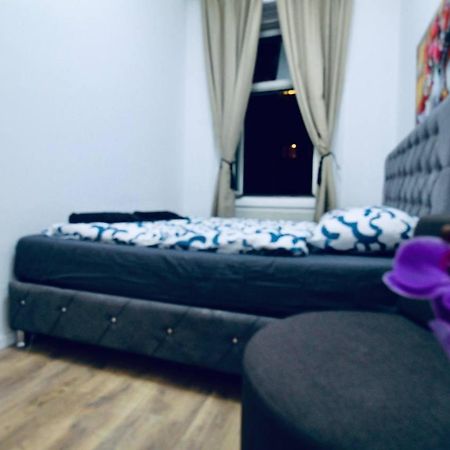 Modern Double Room Js A Wien Exteriör bild