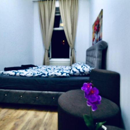 Modern Double Room Js A Wien Exteriör bild