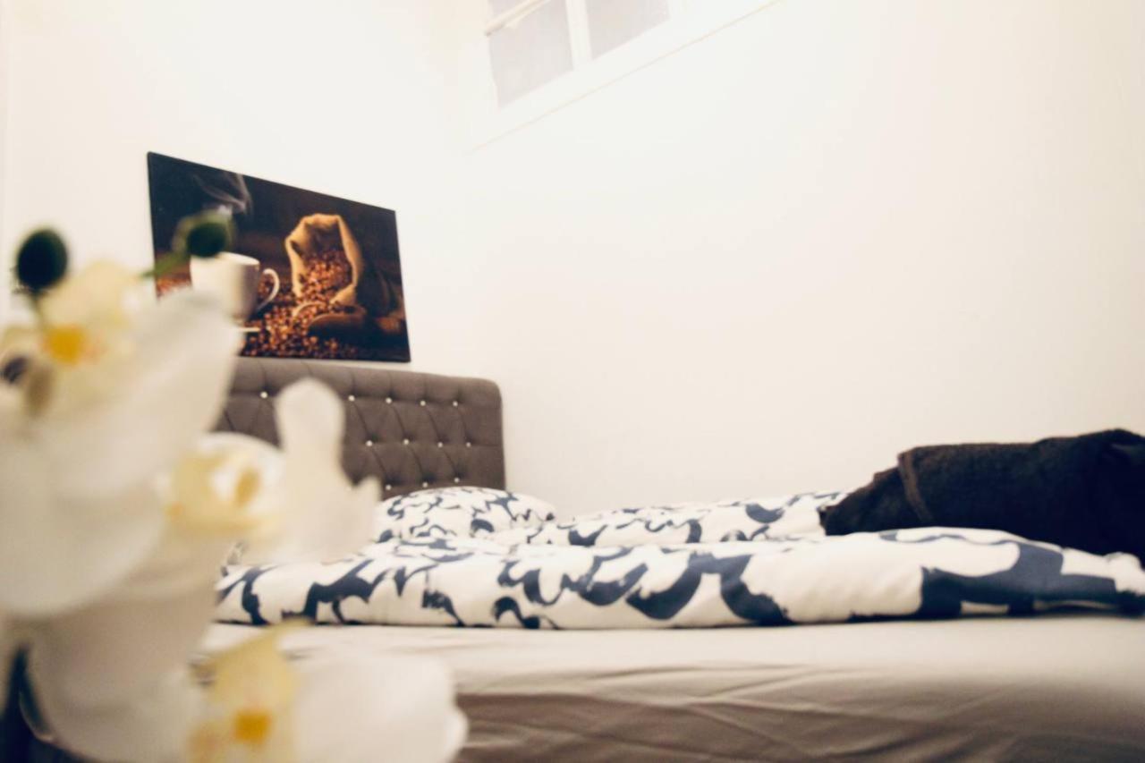 Modern Double Room Js A Wien Exteriör bild