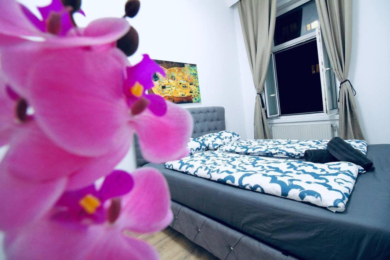 Modern Double Room Js A Wien Exteriör bild