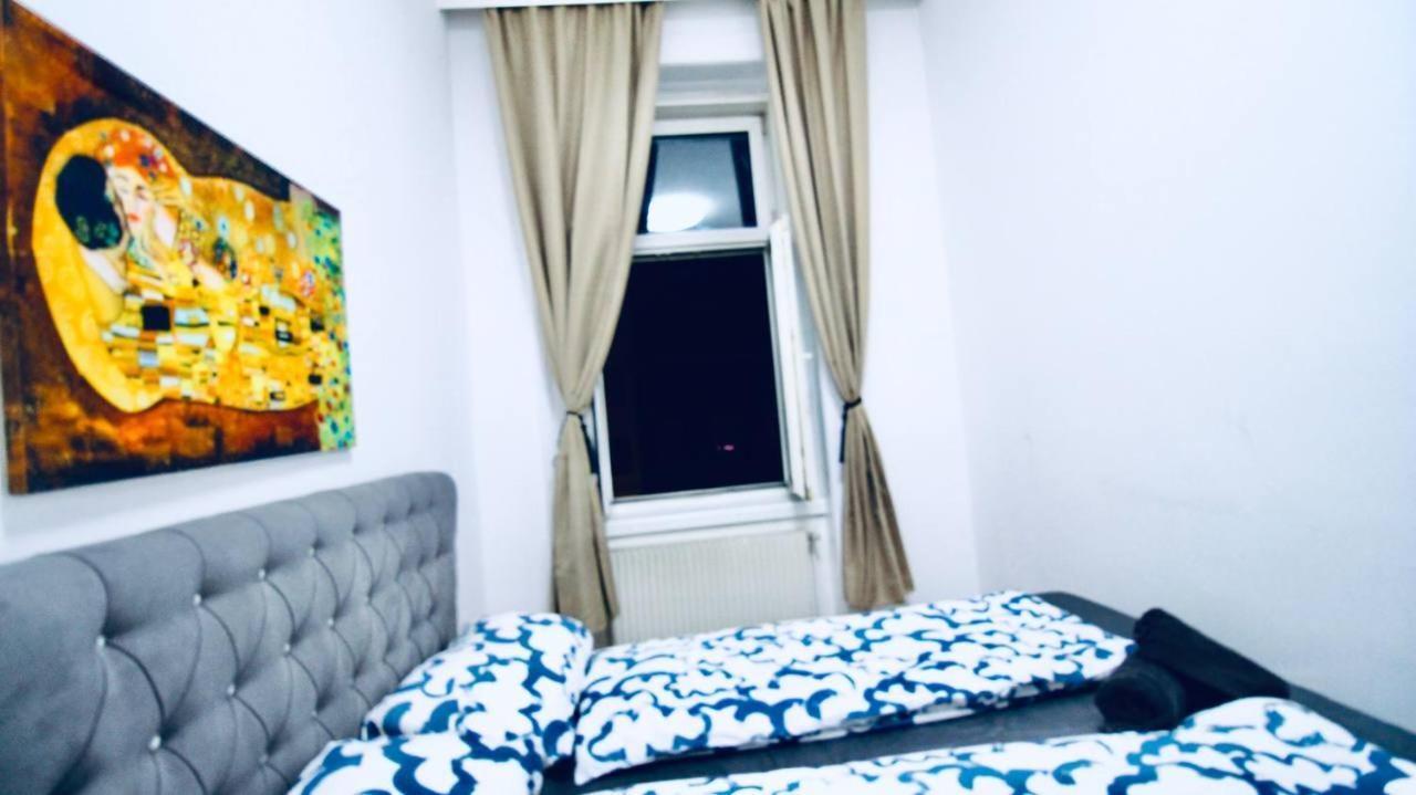 Modern Double Room Js A Wien Exteriör bild