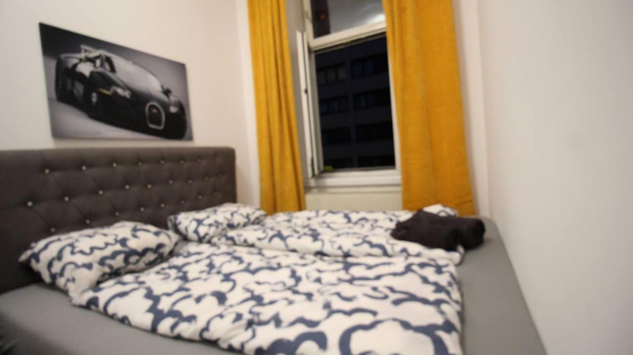 Modern Double Room Js A Wien Exteriör bild